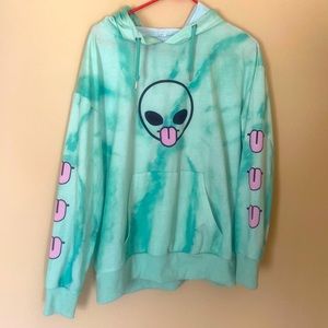 Woman’s Oversized alien lightweight hoodie